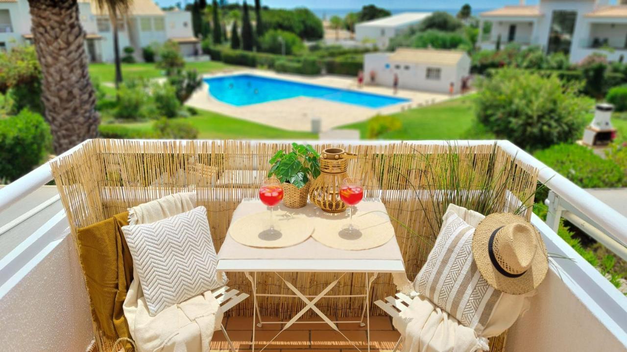 Beach Villa With Ocean View And Rooftop Cinema Guia  Esterno foto